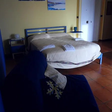 Apartamento Leucosia *